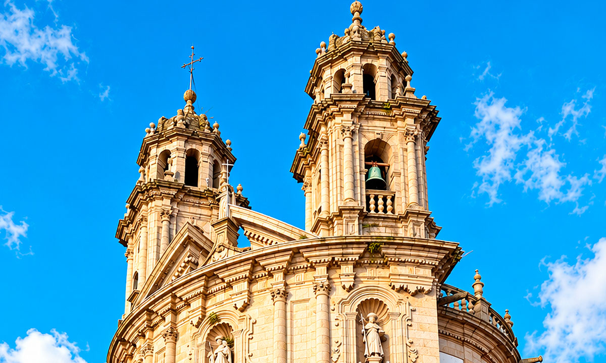 Detalle de la iglesia de la Peregrina